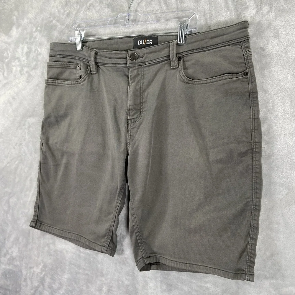 DU/ER Shorts Mens 40 N2X Relaxed Tapered Fit 10